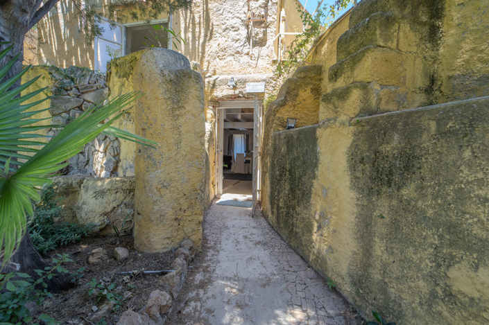 Image No.48-5 Bed Villa for sale