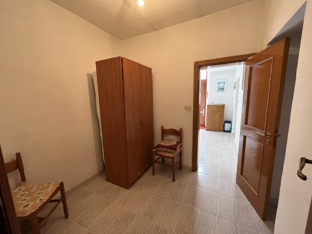 Image No.17-1 Bed House for sale