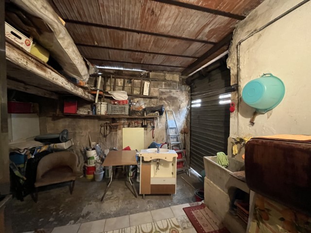 Image No.34-1 Bed House for sale