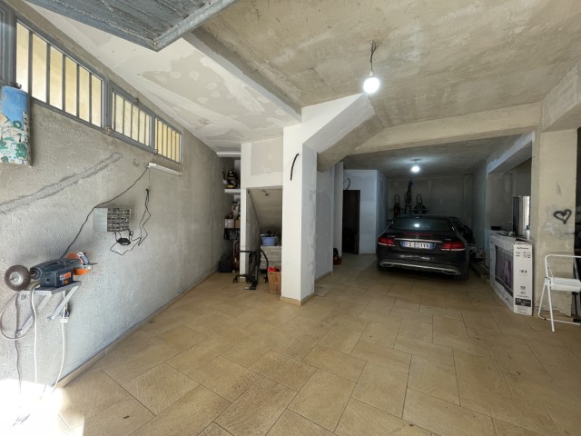 Image No.29-3 Bed Villa for sale