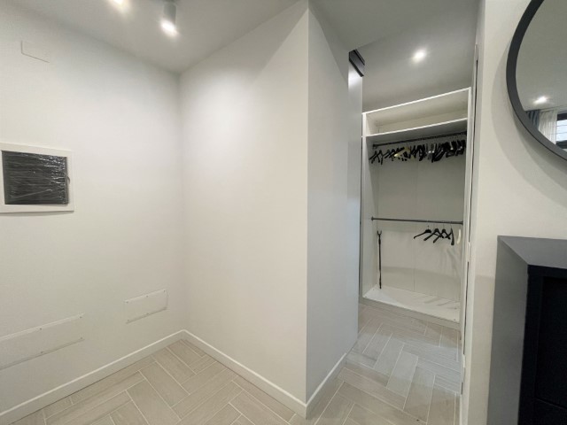 Image No.19-1 Bed House for sale