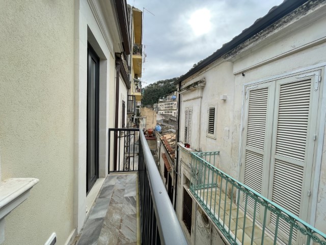 Image No.26-1 Bed House for sale