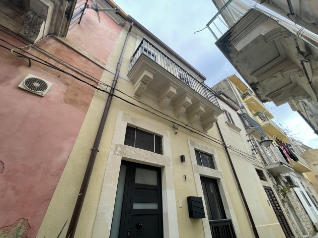 Image No.27-1 Bed House for sale