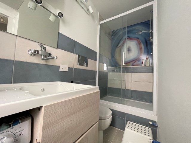 Image No.3-1 Bed House for sale