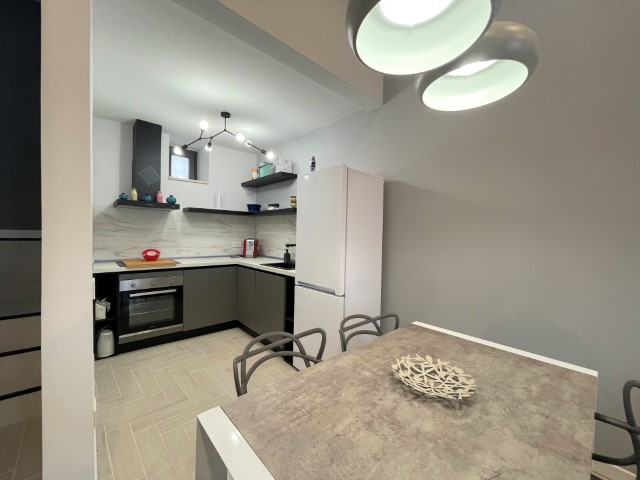 Image No.9-1 Bed House for sale