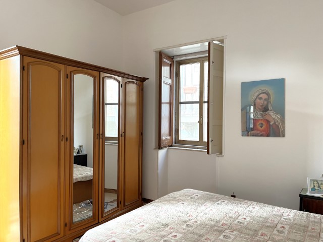 Image No.26-2 Bed House for sale