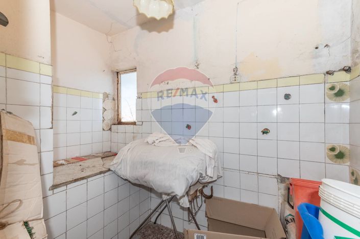 Image No.19-3 Bed House for sale