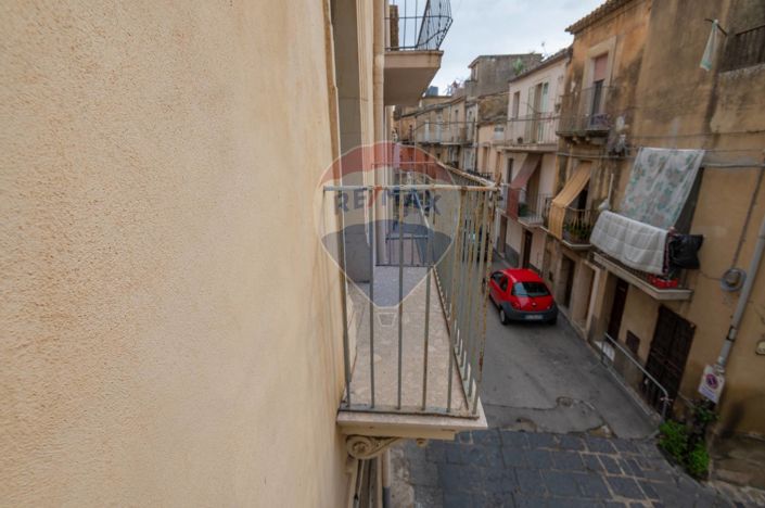 Image No.21-1 Bed Apartment for sale