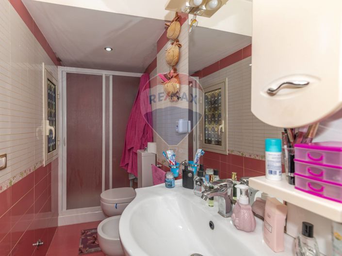 Image No.14-2 Bed House for sale