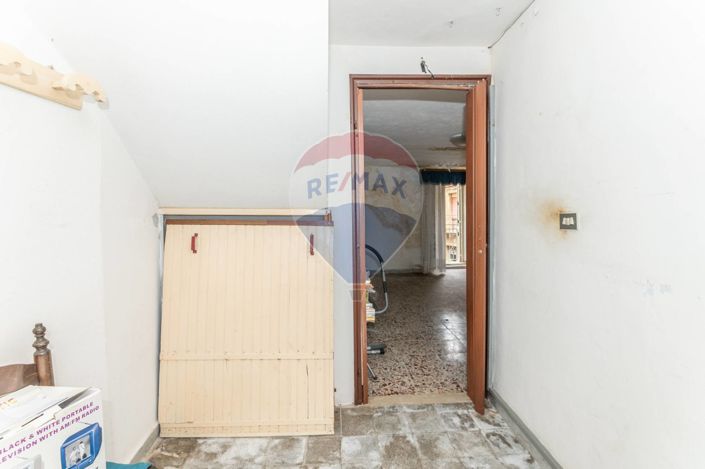 Image No.11-2 Bed House for sale