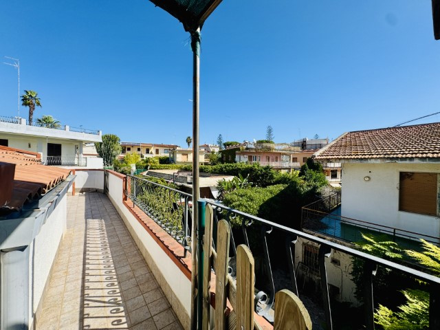 Image No.36-5 Bed Villa for sale