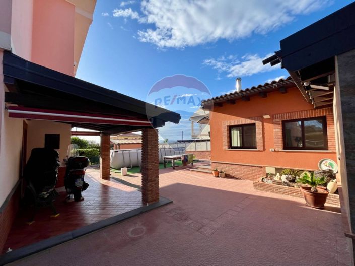 Image No.33-6 Bed Villa for sale