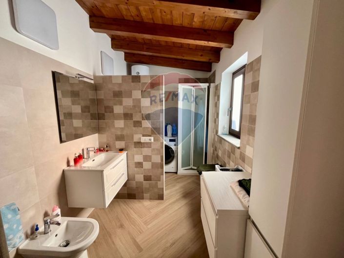 Image No.42-6 Bed Villa for sale