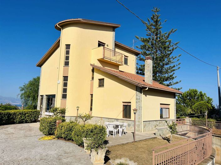 Image No.34-6 Bed Villa for sale