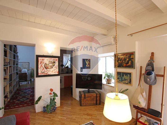 Image No.22-5 Bed House for sale