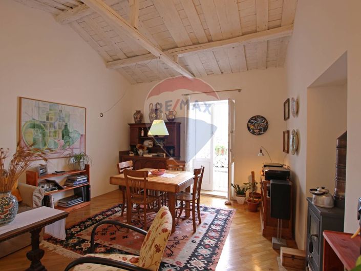 Image No.36-5 Bed House for sale