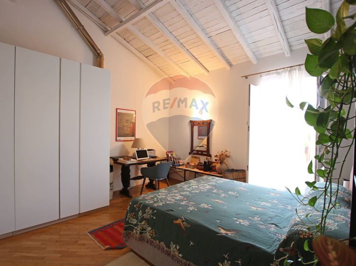 Image No.39-5 Bed House for sale