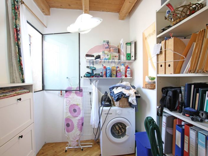 Image No.41-5 Bed House for sale