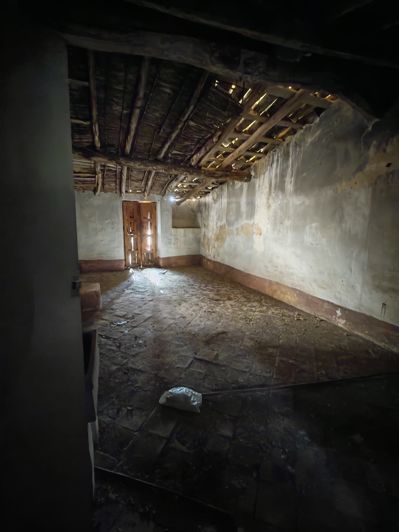 Image No.33-2 Bed Property for sale