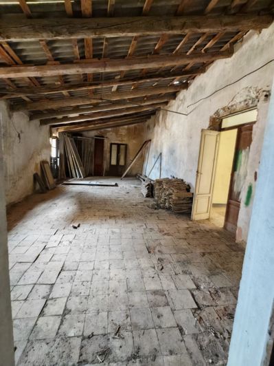 Image No.34-2 Bed Property for sale