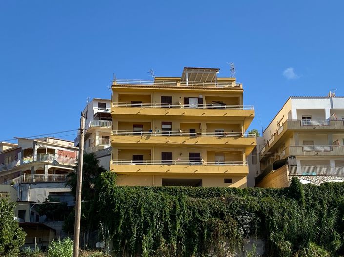 Image No.2-3 Bed Apartment for sale