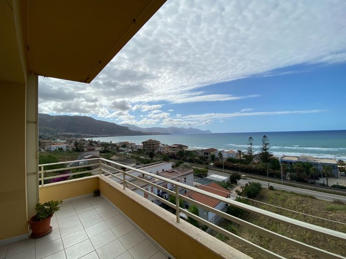 Image No.4-3 Bed Apartment for sale