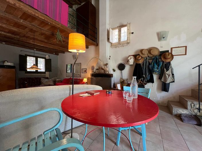 Image No.12-2 Bed House for sale