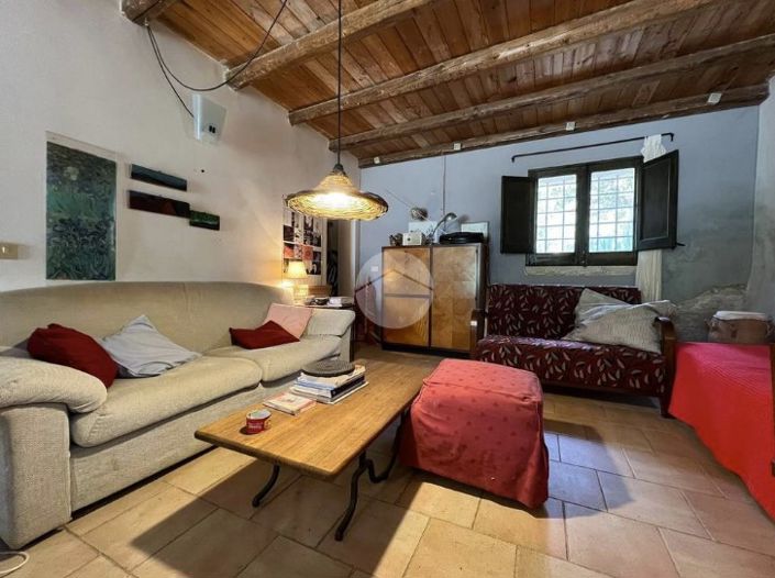 Image No.7-2 Bed House for sale