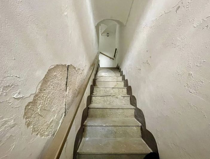 Image No.8-3 Bed Property for sale