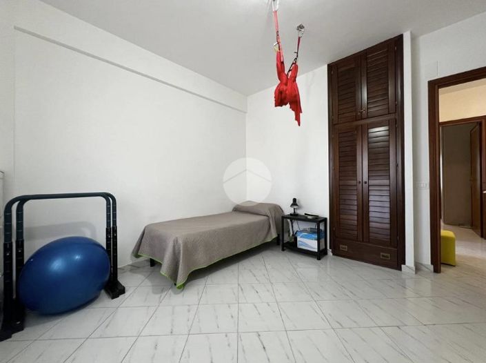 Image No.19-2 Bed Apartment for sale