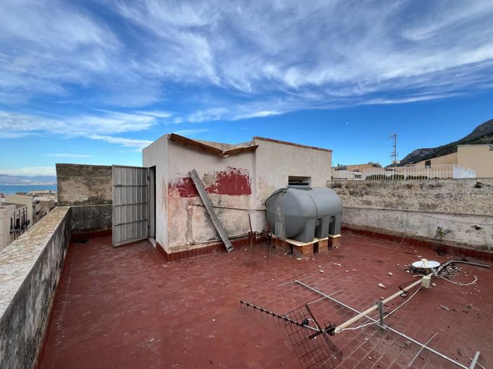 Image No.14-3 Bed Apartment for sale