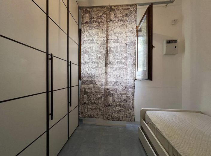 Image No.13-2 Bed Villa for sale