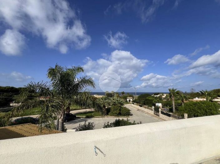 Image No.20-2 Bed Villa for sale