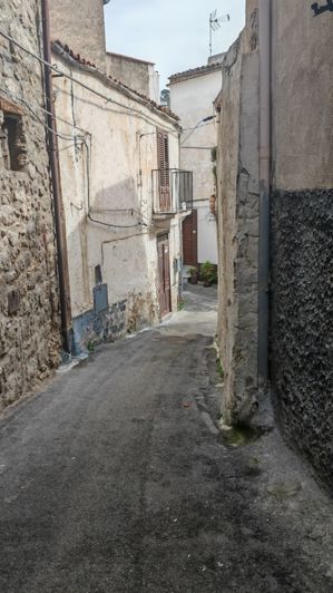 Image No.40-4 Bed House for sale