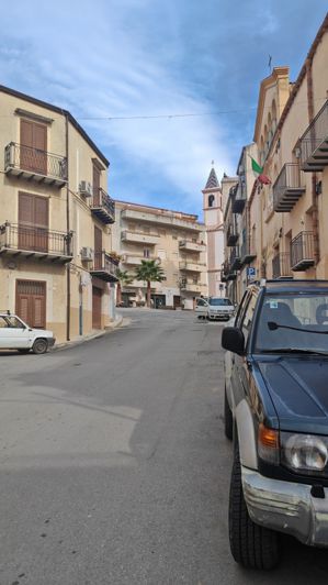 Image No.43-4 Bed House for sale