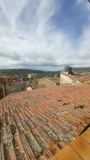 Image No.19-2 Bed House for sale