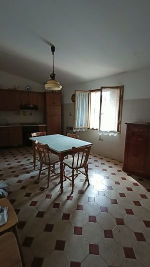 Image No.21-2 Bed House for sale