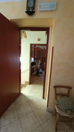 Image No.9-2 Bed House for sale