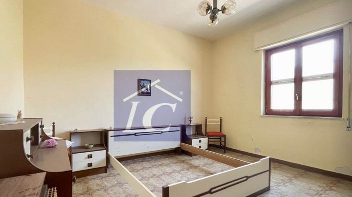 Image No.13-4 Bed Villa for sale