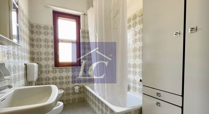 Image No.15-4 Bed Villa for sale