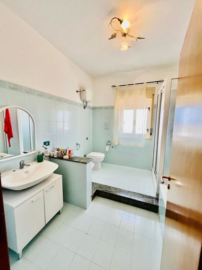 Image No.17-4 Bed Villa for sale