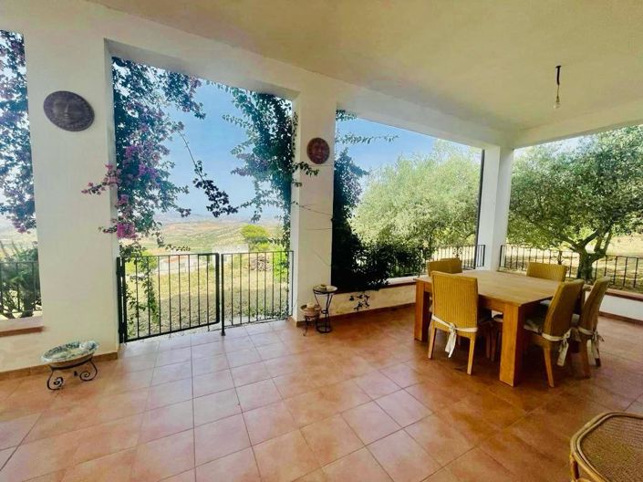 Image No.18-4 Bed Villa for sale