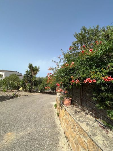 Image No.33-4 Bed Villa for sale