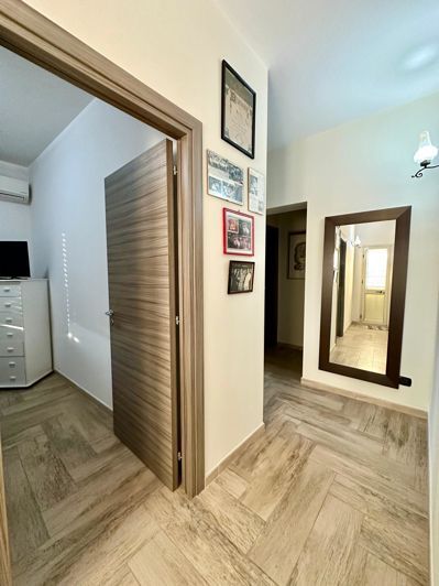 Image No.1-3 Bed Apartment for sale