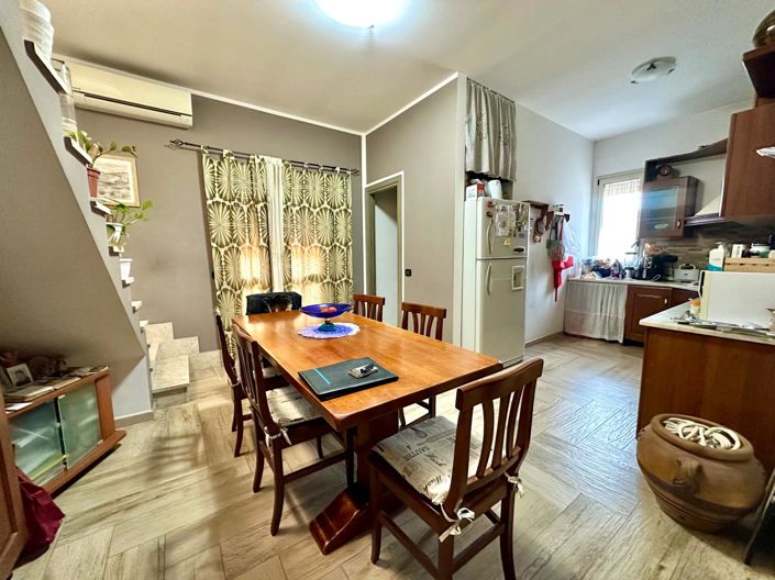 Image No.14-3 Bed Apartment for sale