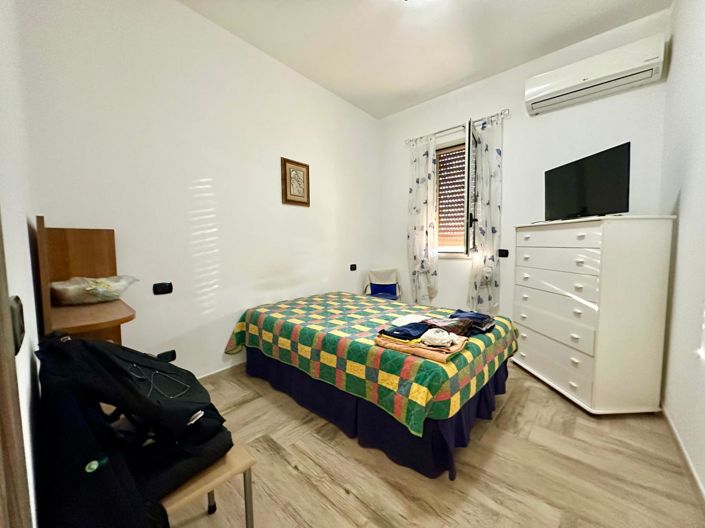 Image No.27-3 Bed Apartment for sale