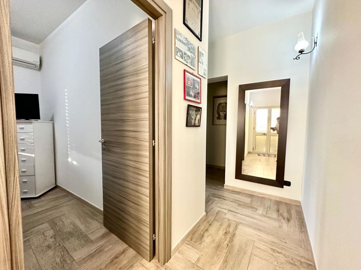 Image No.3-3 Bed Apartment for sale