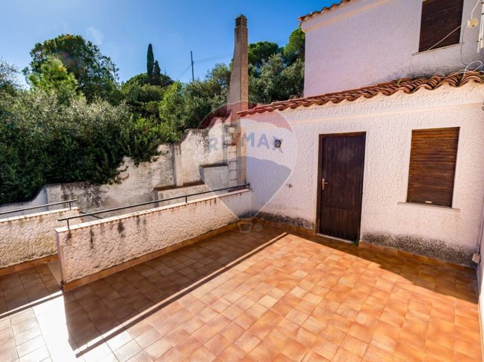 Image No.24-4 Bed Villa for sale