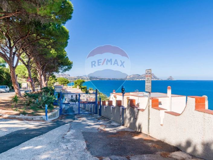 Image No.36-4 Bed Villa for sale