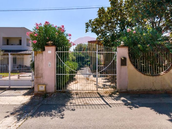 Image No.29-3 Bed Villa for sale